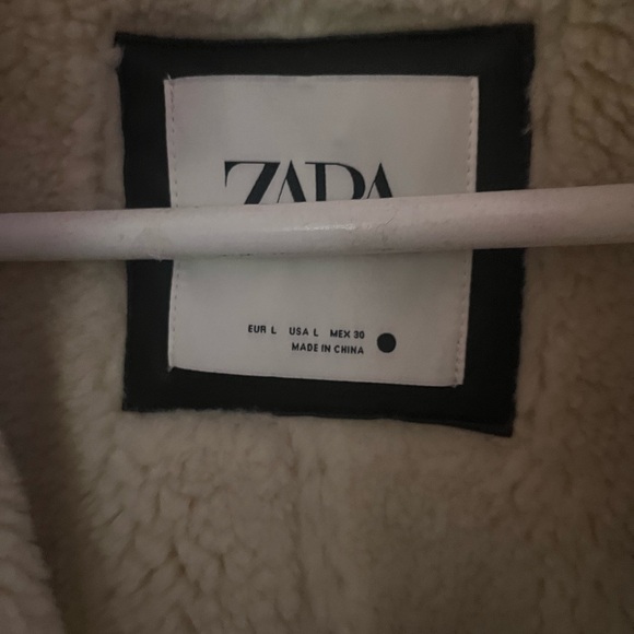 Zara Shearling lined vest - Picture 4 of 4